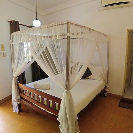 Fort Dew Guest House กอลล์ ภายนอก รูปภาพ