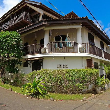 Fort Dew Guest House กอลล์ ภายนอก รูปภาพ