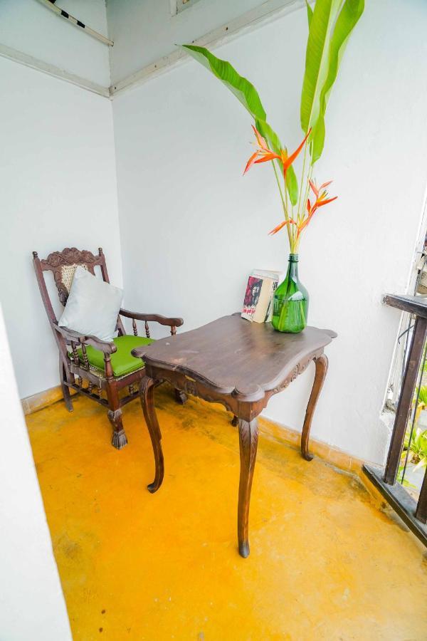 Fort Dew Guest House กอลล์ ภายนอก รูปภาพ