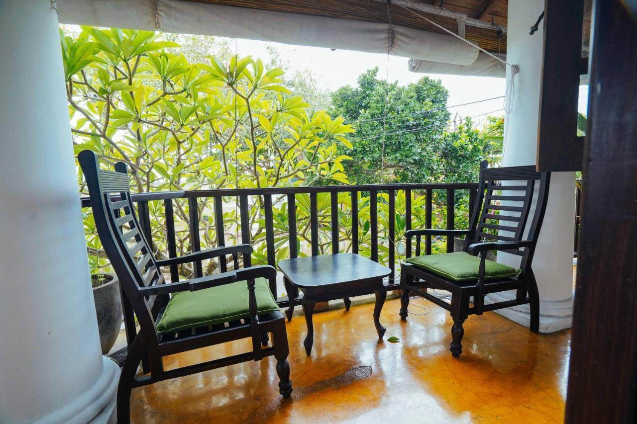 Fort Dew Guest House กอลล์ ภายนอก รูปภาพ