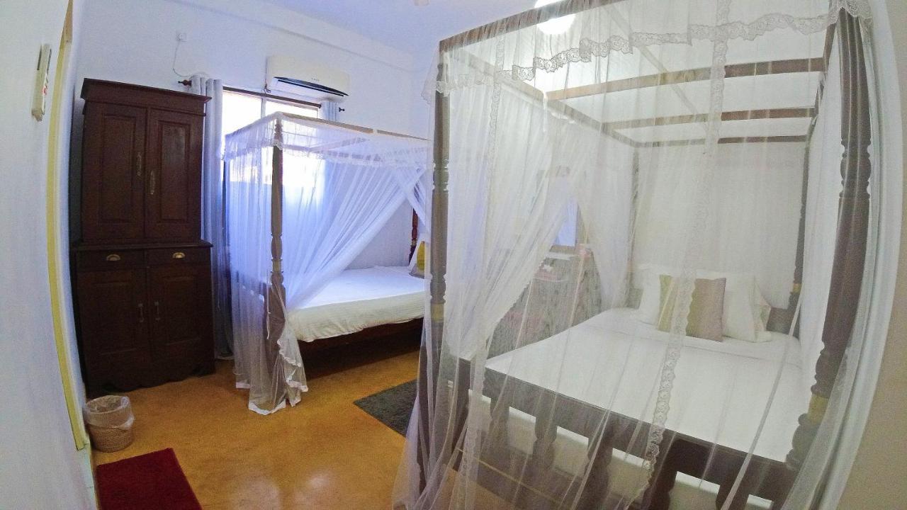 Fort Dew Guest House กอลล์ ภายนอก รูปภาพ